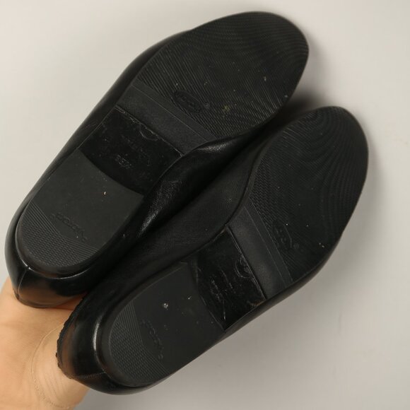 CHANEL CC Loafer - Picture 8 of 8